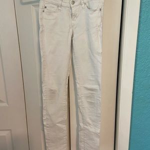 White Stretchy jeans. Celebrity pink. Girls 12